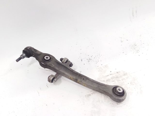 Brazo inferior izquierdo/derecho de suspensión delantera 4F0407151A VAG