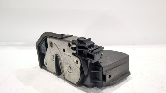 51227202148 BMW Cerradura de la puerta trasera derecha comprar Bilbao