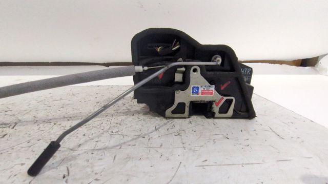 51227202148 BMW Cerradura de la puerta trasera derecha  comprar en Lleida
