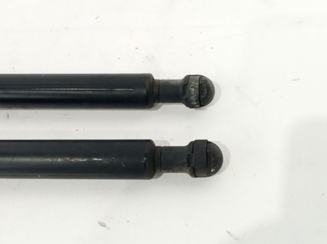 51247060622 BMW Amortiguador de la tapa del maletero  comprar en Oviedo
