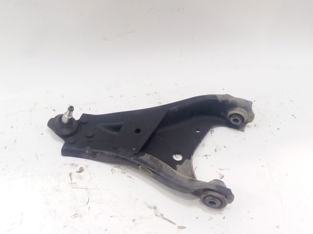 RENAULT 545000138R Brazo inferior derecho de la suspensión delantera  disponible Lugo