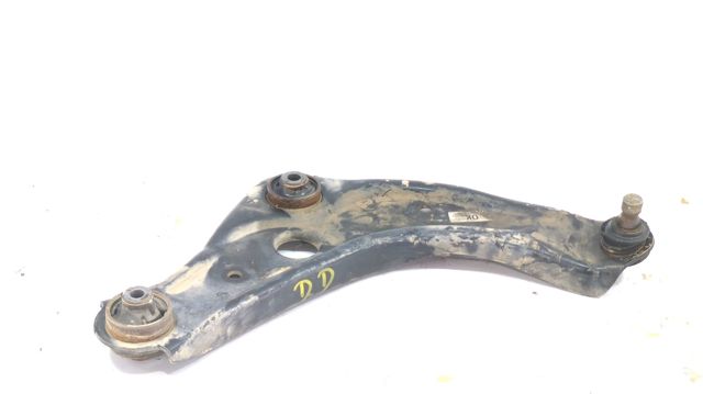545004EA0B NISSAN Brazo inferior derecho de la suspensión delantera comprar Bilbao