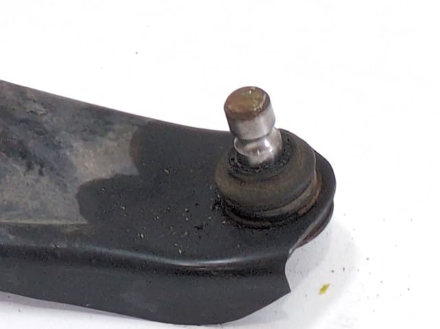 Brazo inferior izquierdo de la suspensión delantera 545013557R RENAULT