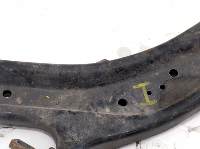 545013557R RENAULT Brazo inferior izquierdo de la suspensión delantera comprar Madrid