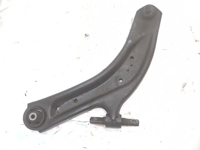 545013557R RENAULT Brazo inferior izquierdo de la suspensión delantera  comprar en Jaén