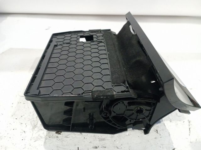 5G1863391 Cenicero de la consola central  comprar en Reus