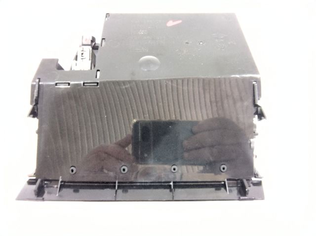 5G1863391 Cenicero de la consola central  comprar en Zaragoza