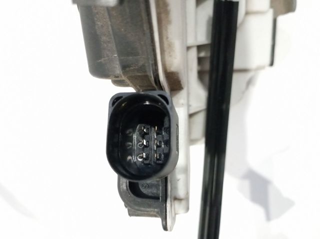 VAG 5N1837016F Cerradura de puerta delantera derecha  disponible Lugo