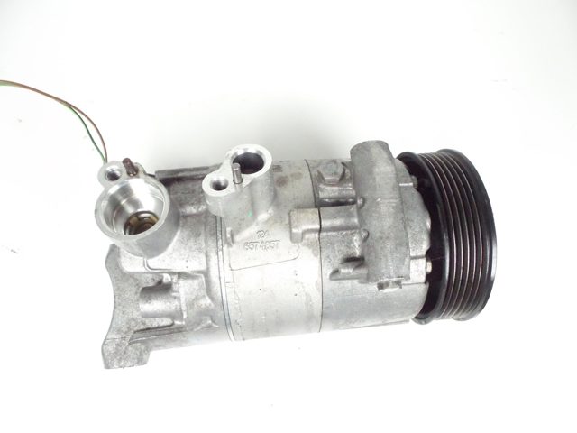 5Q0820803D Compresor de aire acondicionado  disponible Utrera