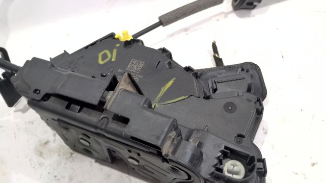 5TB837015C Cerradura de puerta delantera izquierda  comprar en Reus