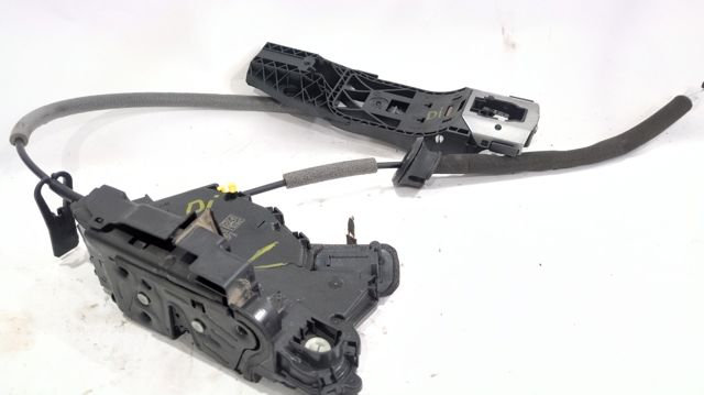 5TB837015C VAG Cerradura de puerta delantera izquierda  comprar en Oviedo