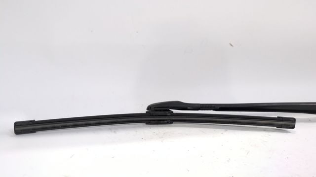 Comprar Brazo del limpiaparabrisas BMW 5  F10 a bajo precio