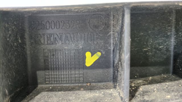 625000232R Panel de soporte del radiador y montaje de faros  disponible Utrera