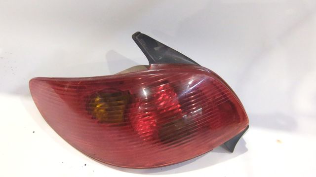 PEUGEOT 6350S0 Piloto trasero izquierdo  en stock Terrassa