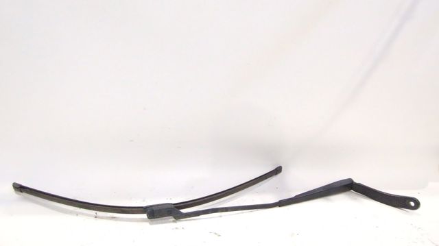 6429JE Brazo del limpiaparabrisas  disponible Utrera