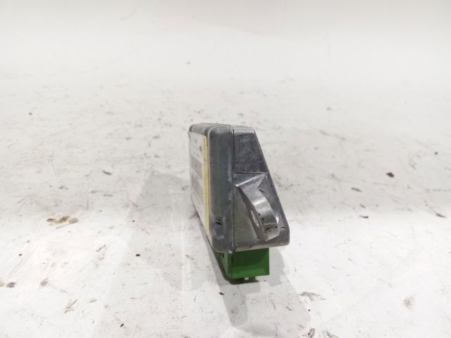 65776920477 BMW
