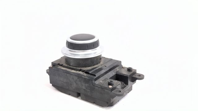 6944884 BMW