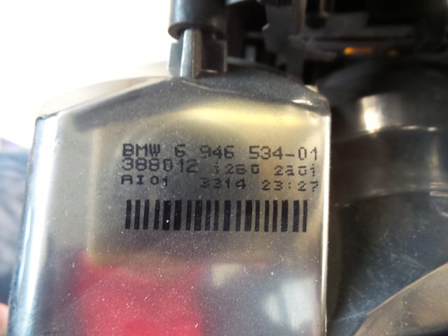 Piloto trasero exterior derecho 694653401 BMW