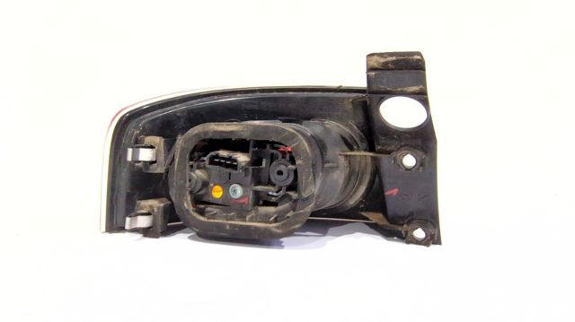 6L6945096 Piloto trasero exterior derecho  disponible Utrera