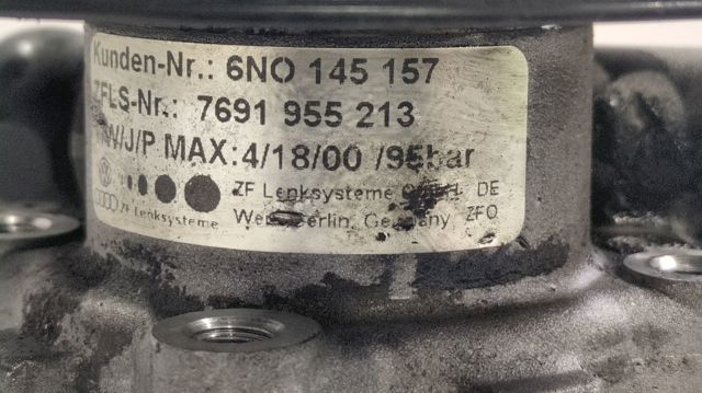 6N0145157 Bomba de dirección  en stock Granada