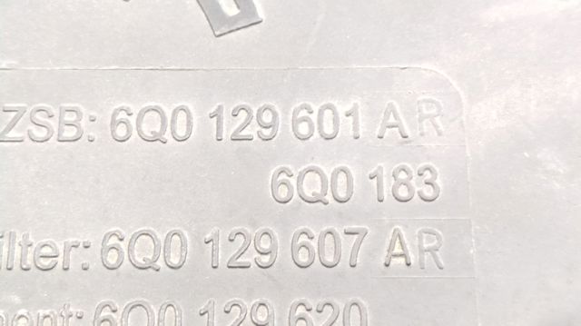 6Q0129601AR Caja del filtro de aire  disponible Málaga