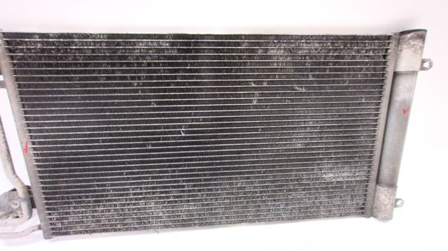 6R0820411D Condensador de aire acondicionado  comprar en Pontevedra