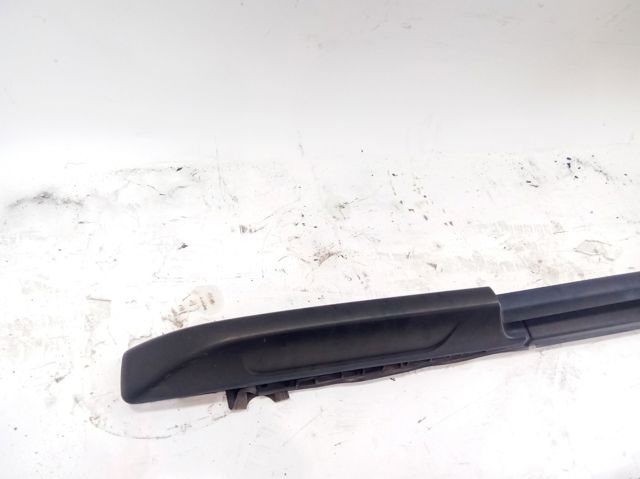 738200025R Renault (RVI)