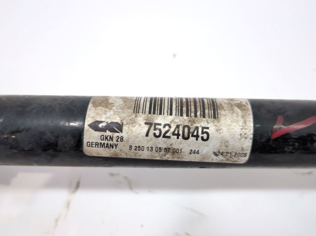 7524045 BMW
