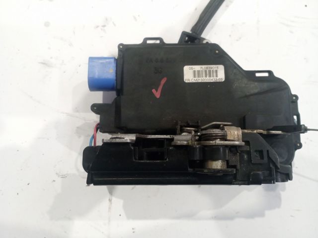 7L0839015 VAG Cerradura de puerta trasera izquierda  disponible Ourense