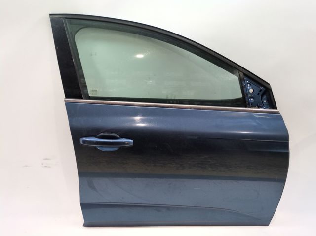 801001148R Puerta delantera derecha  comprar en Zaragoza