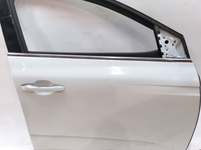 801001148R Puerta delantera derecha  comprar en Zaragoza