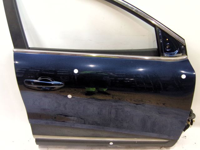 801006957R RENAULT Puerta delantera derecha  en stock Gandía