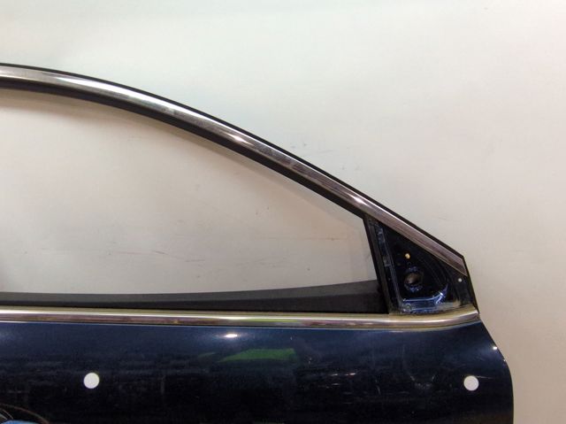 801006957R RENAULT Puerta delantera derecha  en stock Córdoba