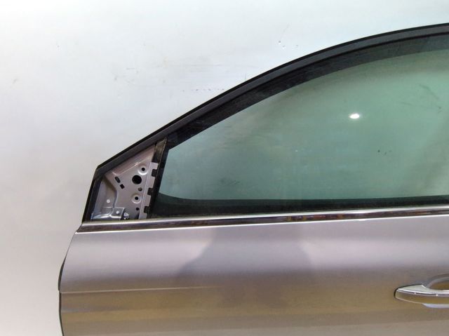801010705R Puerta delantera izquierda comprar Sevilla