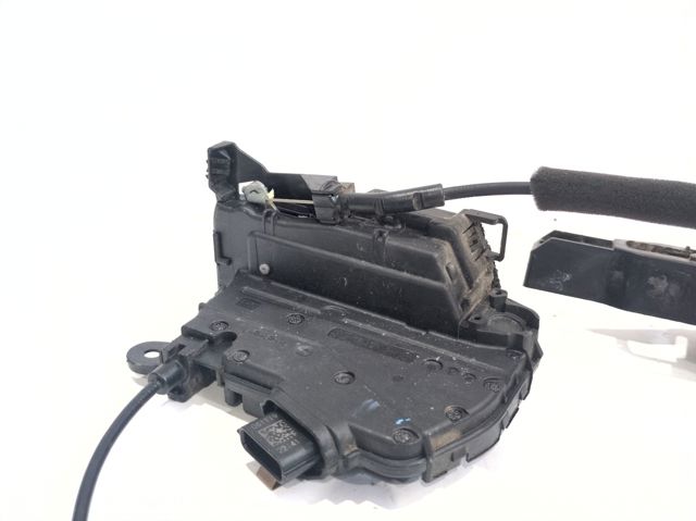 805022764R Cerradura de puerta delantera derecha comprar Sevilla