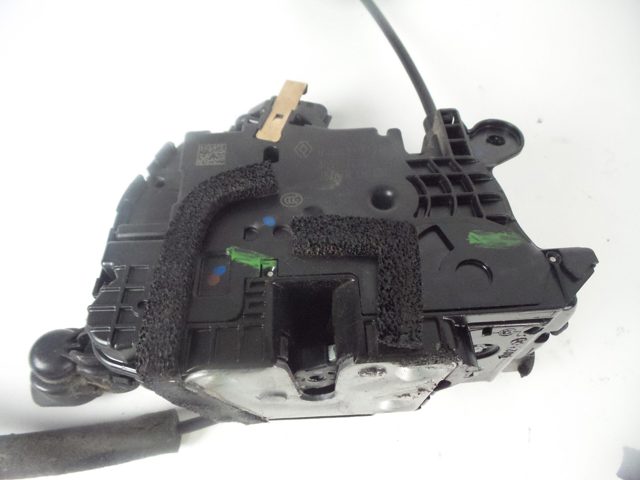 RENAULT 805031332R Cerradura de puerta delantera izquierda  disponible España