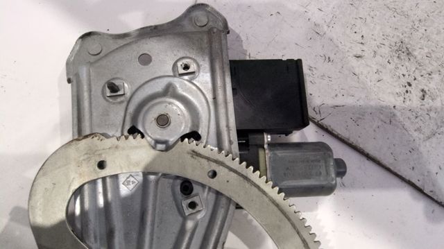 807300004R Renault (RVI)