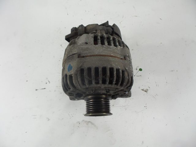Generador 8200190721 OPEL