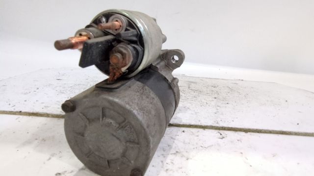8200266777B Motor de arranque  en stock Granada