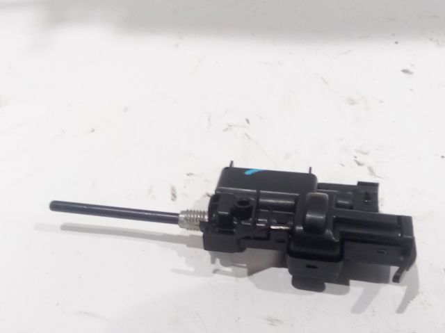 8200305732 Motor tapa combustible comprar Sevilla