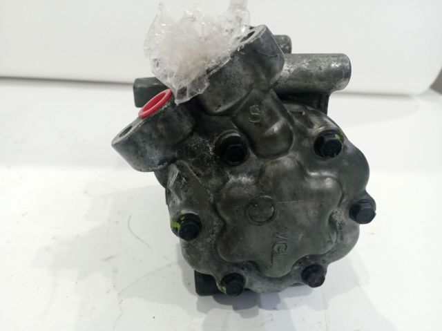 Compresor climatizador 8200315744 RENAULT