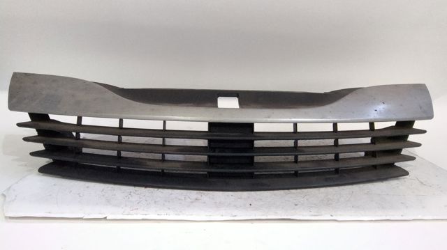 Rejilla de radiador 8200390126 RENAULT