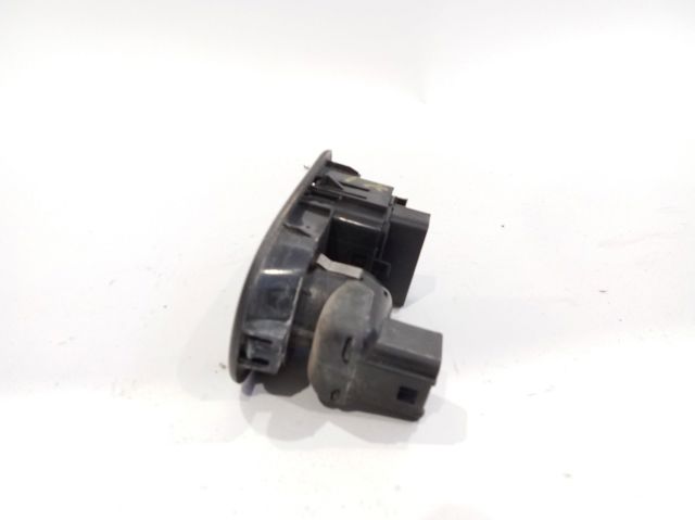 RENAULT 8200476806 Interruptor de elevalunas delantera izquierda comprar Tarragona