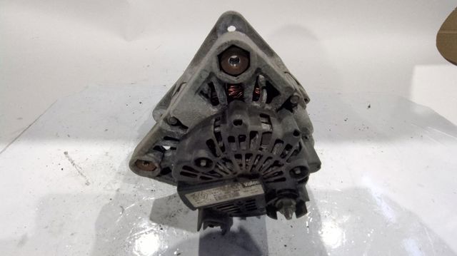 8200495294 Alternador  disponible Utrera
