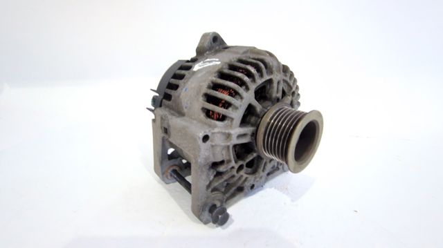 8200495294 RENAULT Alternador  en stock Córdoba