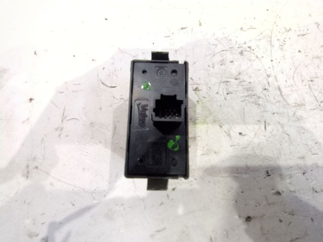 Interruptor warning Renault Kangoo II (KW0, KW1)