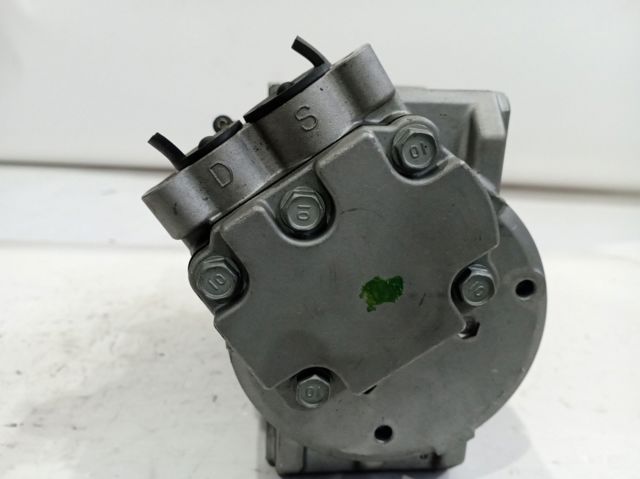 Compresor de ac 8200537190 RENAULT