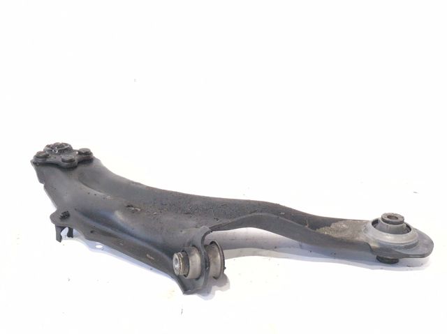 RENAULT 8200586561 Brazo inferior izquierdo de la suspensión delantera comprar Tarragona