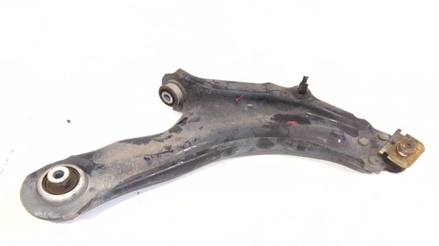 8200586567 Brazo inferior derecho de la suspensión delantera  comprar en Zaragoza