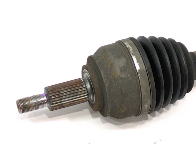 Semieje delantero derecho 8200618166 RENAULT